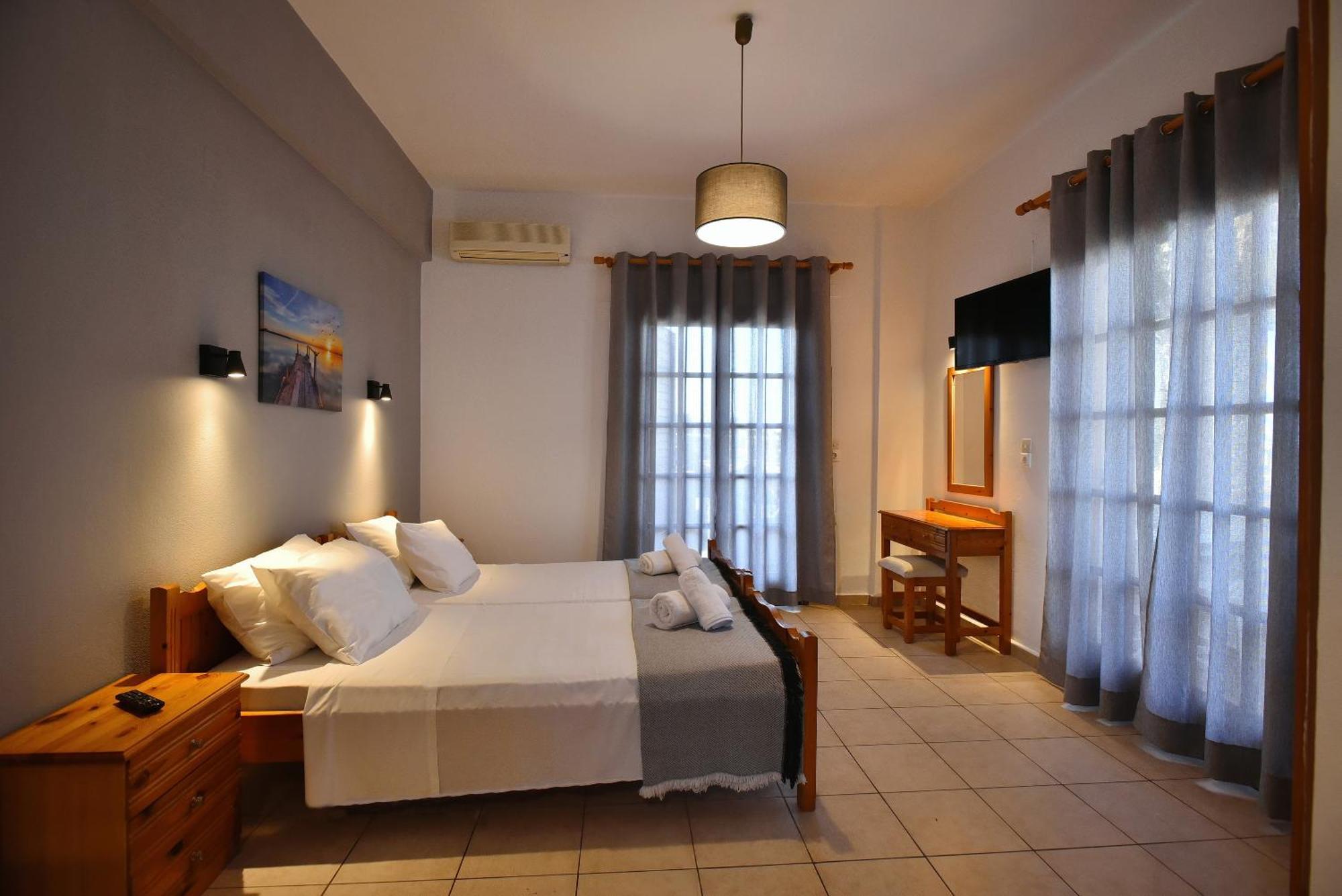 Mari Evans Apartments Kato Gouves Kültér fotó